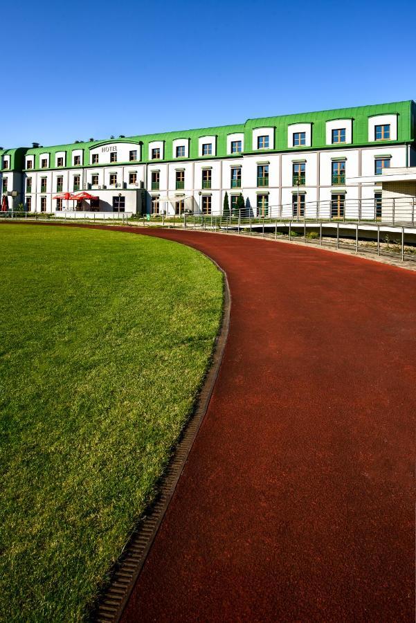 Hotel Anton Pruszków Buitenkant foto